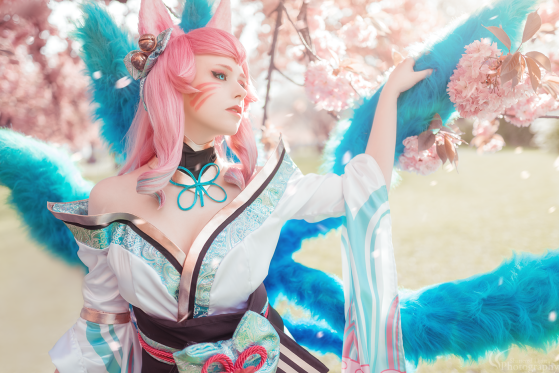 Imagem: @paiclyacosplay/@shattered_light_photography - League of Legends