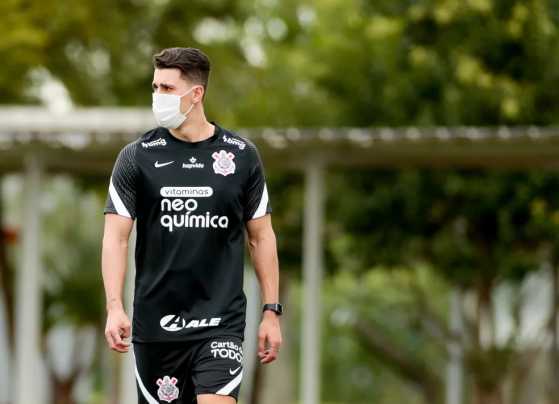 Danilo Avelar em treino do Corinthians — Foto: Rodrigo Coca/Agência Corinthians - Counter-Strike: Global Offensive