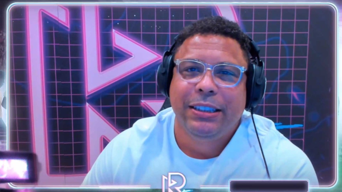 Ronaldo Fenômeno estreia canal na Twitch com live de CoD Warzone ...