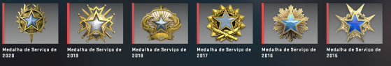 Medalhas de CS:GO adquiridas após ultrapassar o nível 40 em cada ano. - Counter-Strike: Global Offensive