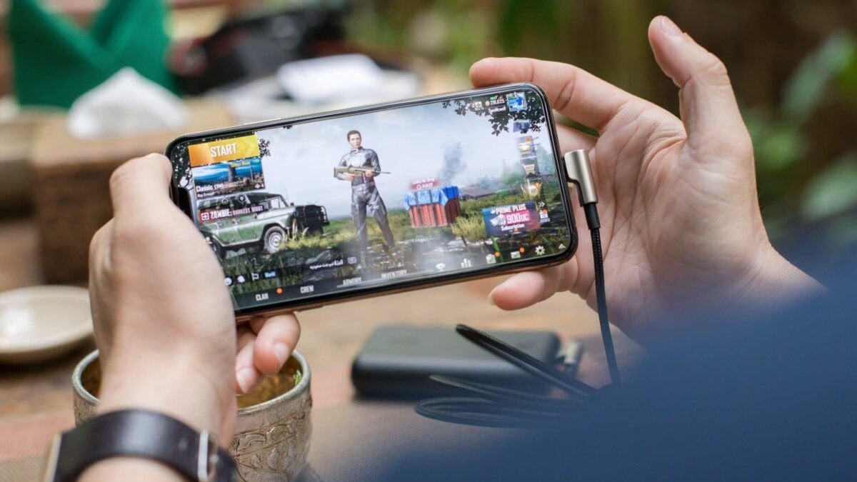 Gamers fogem dos consoles para o celular, aponta pesquisa - 19/04/2022 -  Mercado - Folha